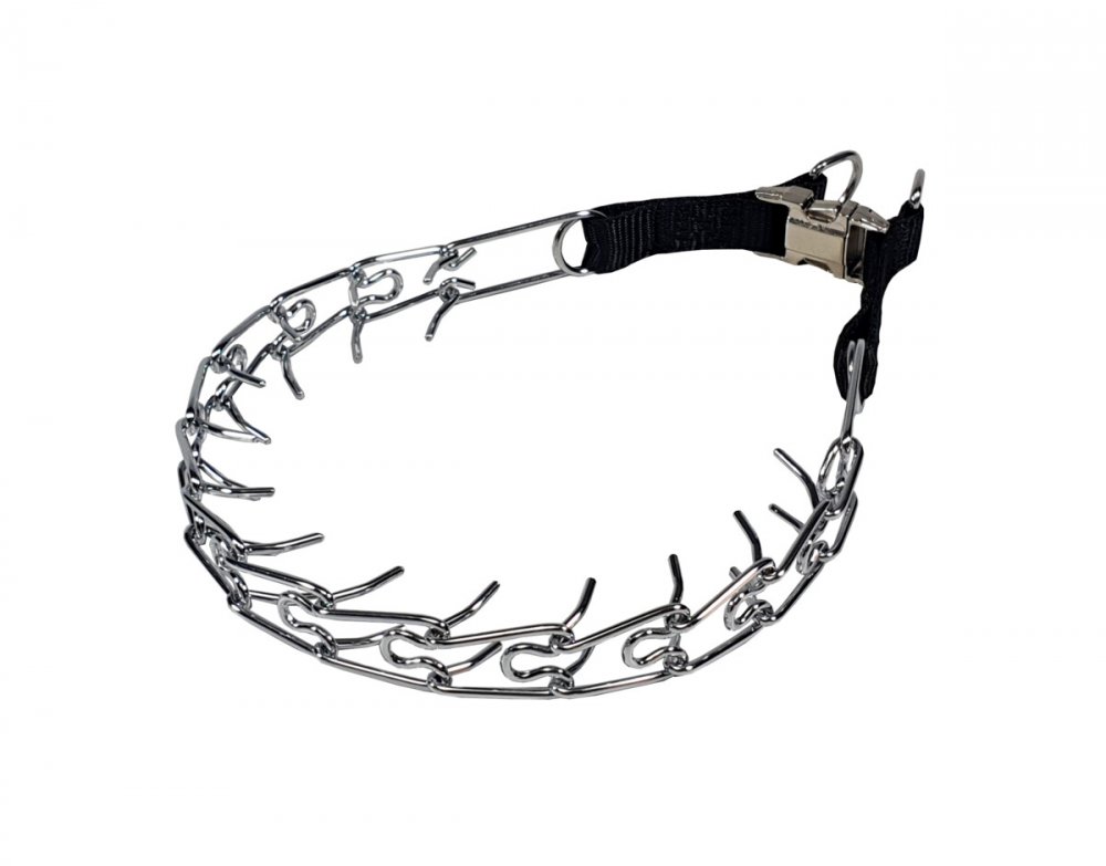 Collars with sharp spikes