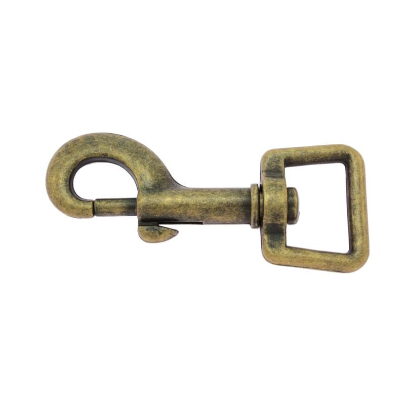 Alte Beschläge aus Messing