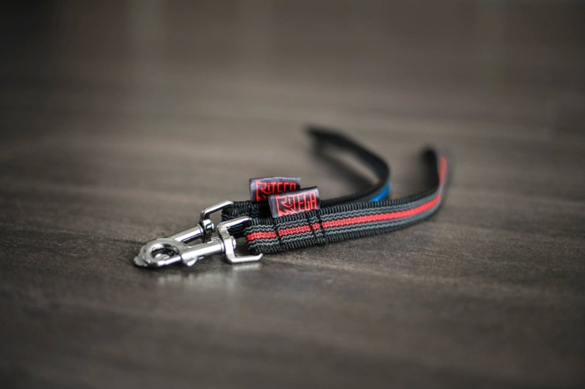 Rubberized leash ,,couračka" width 20 mm